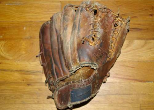 Whitey Ford Spalding 42-111 Back